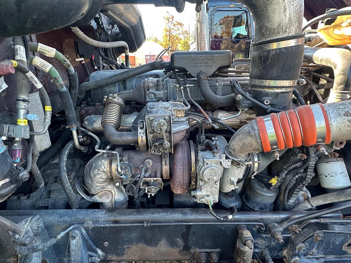 Used 2016 PETERBILT 367