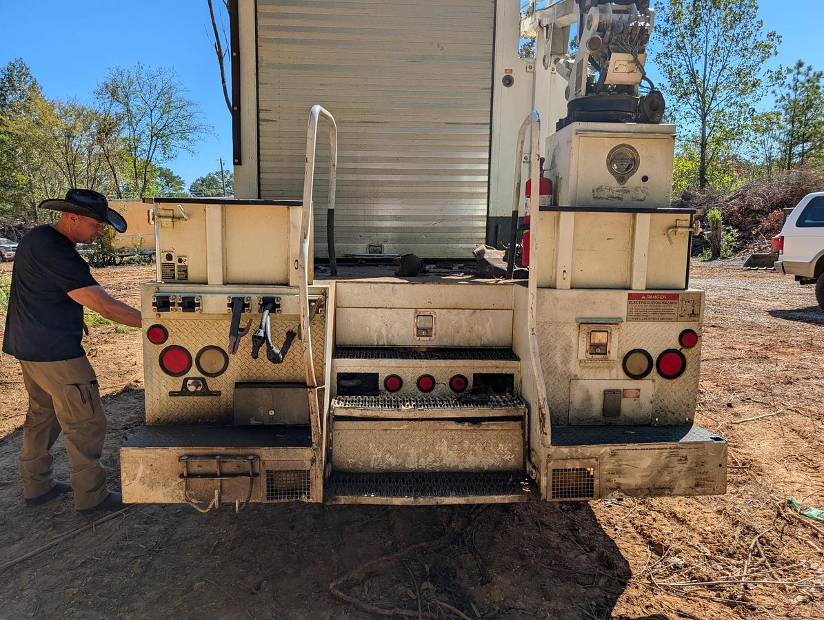 Used 2001 STELLAR 3315