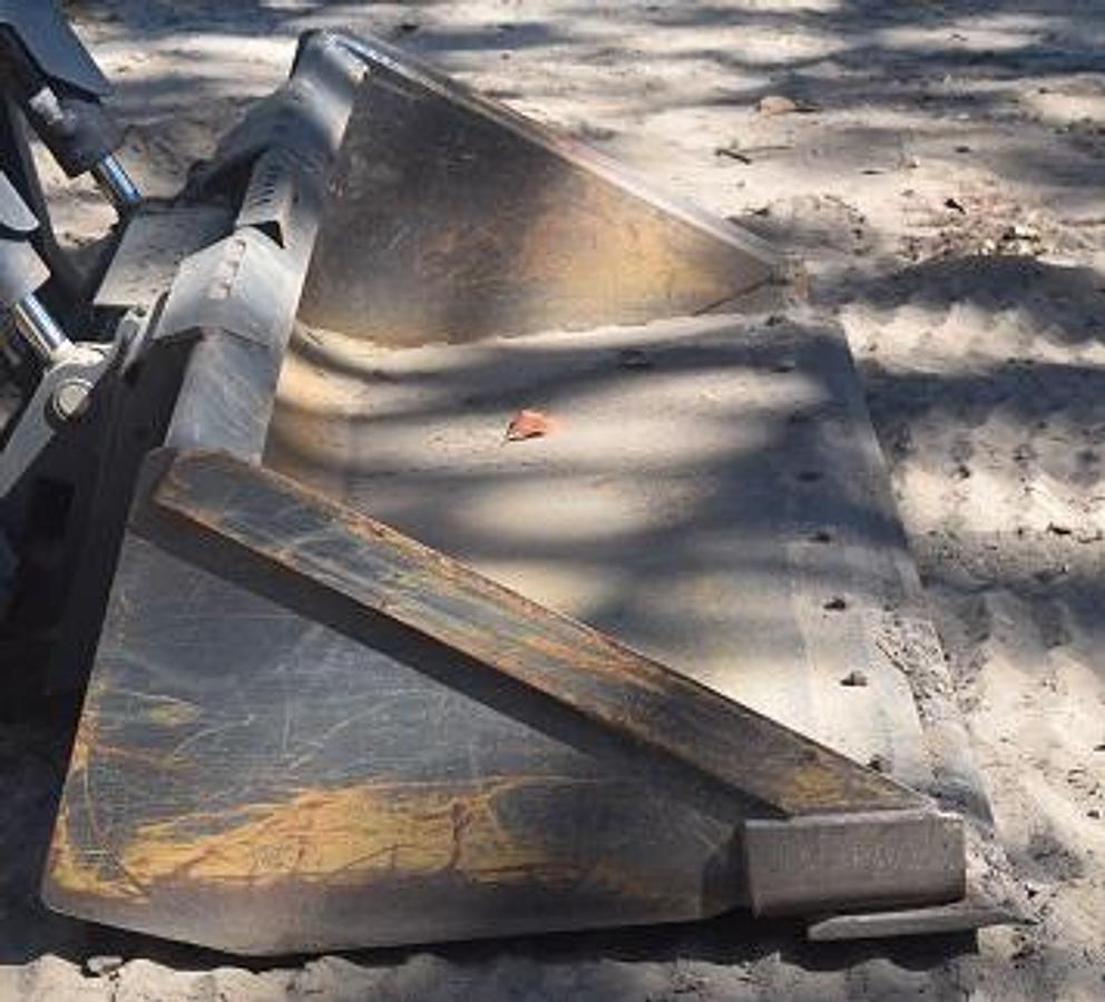 Used 2022 NEW HOLLAND C345