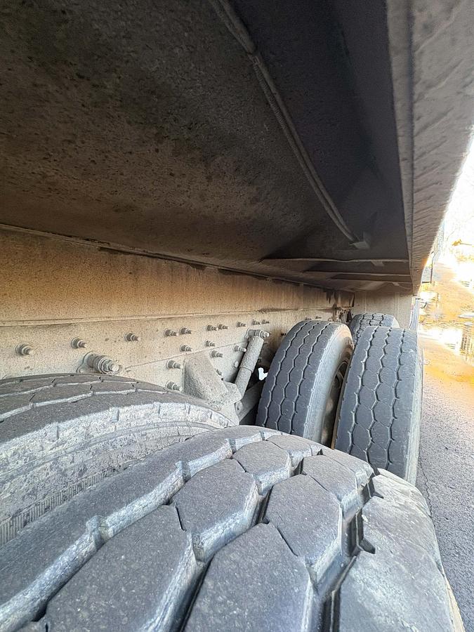 Used 2014 CATERPILLAR CT660S