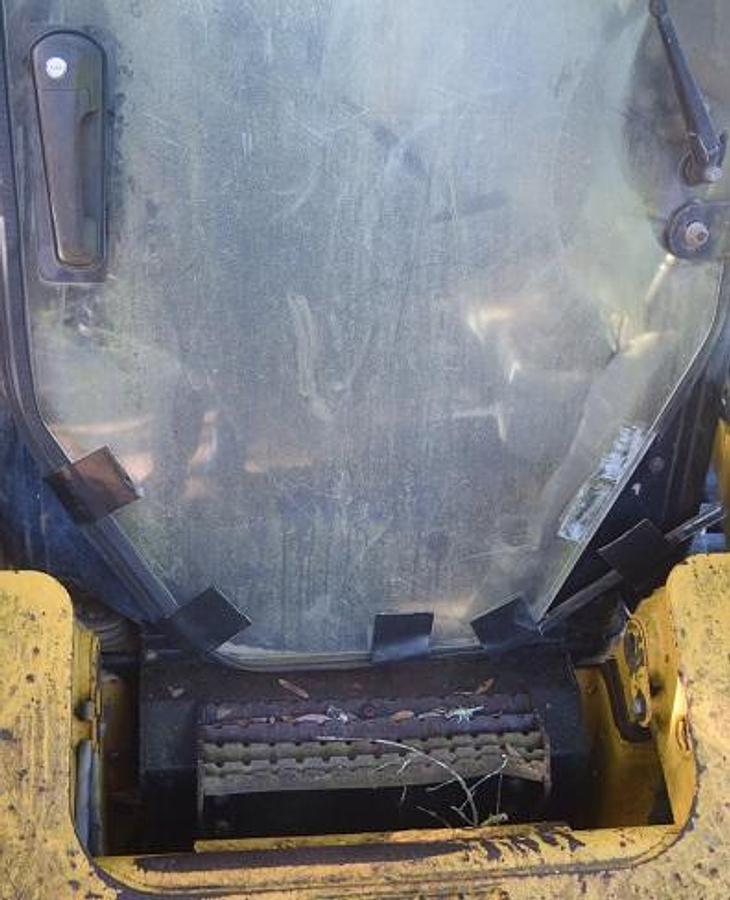 Used 2011 CATERPILLAR 279C