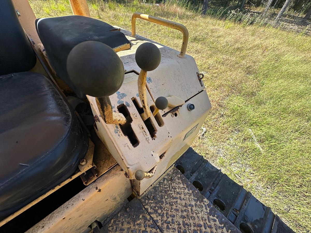 Used 1987 DEERE 450E