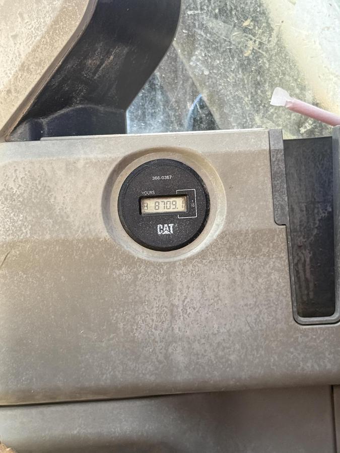 Used 2014 CATERPILLAR 320E LRR