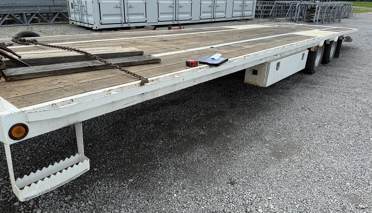 Used 2023 LOAD TRAIL Tandem Lo-Pro Gooseneck