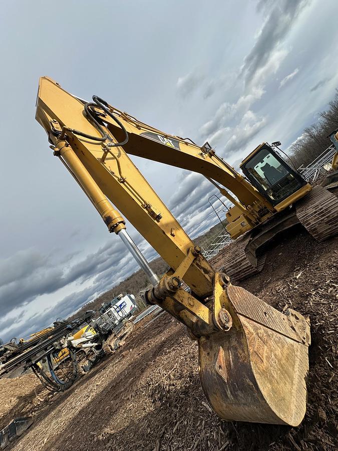 Used 1999 CATERPILLAR 320B L