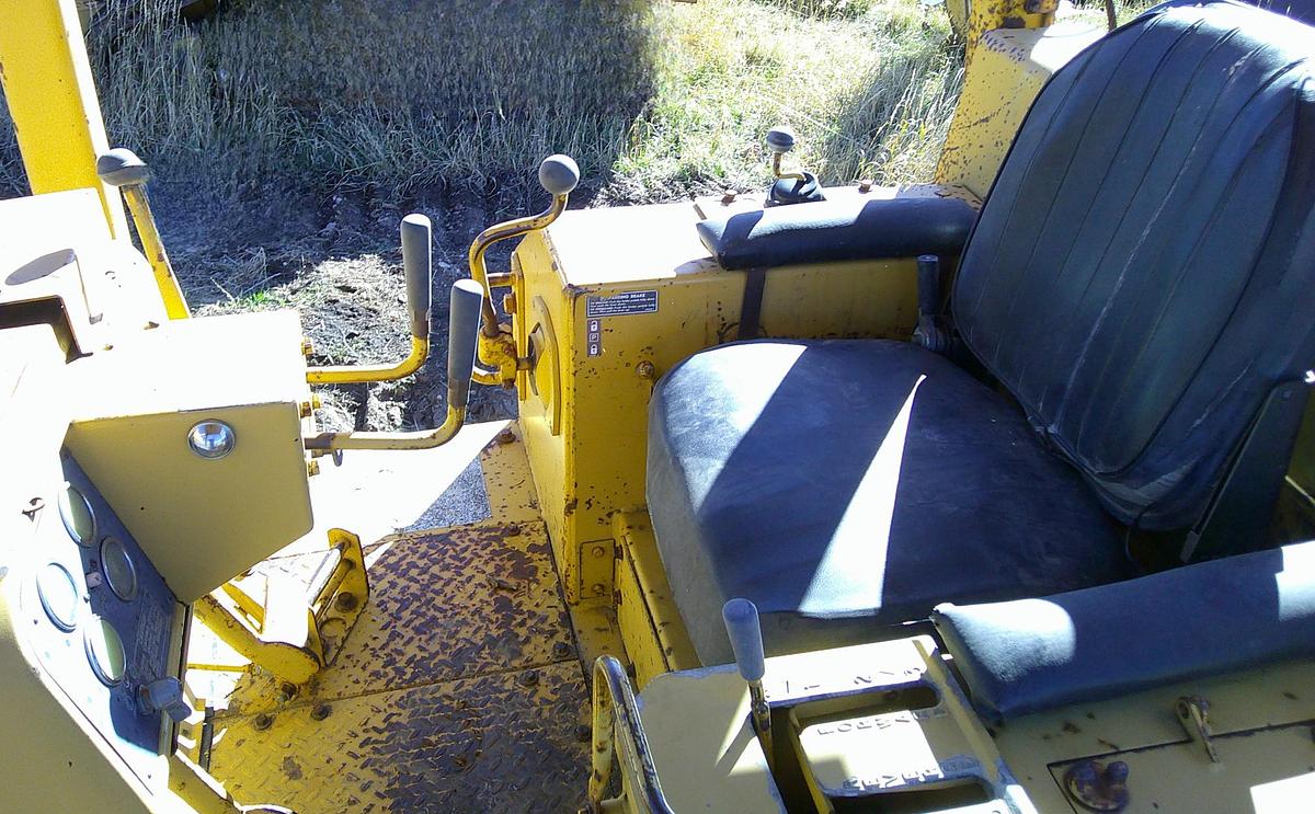 Used 1984 CATERPILLAR D4E
