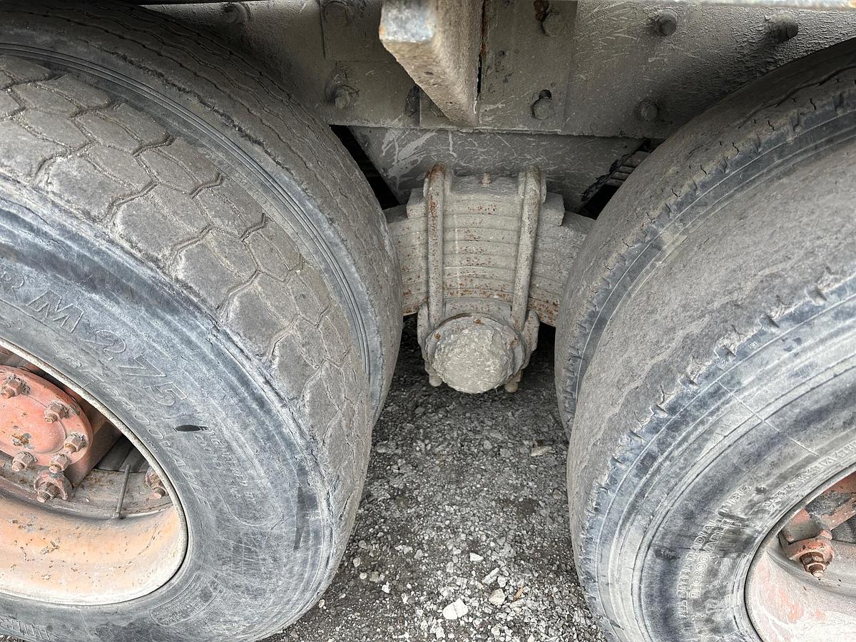 Used 2001 MACK DM690S