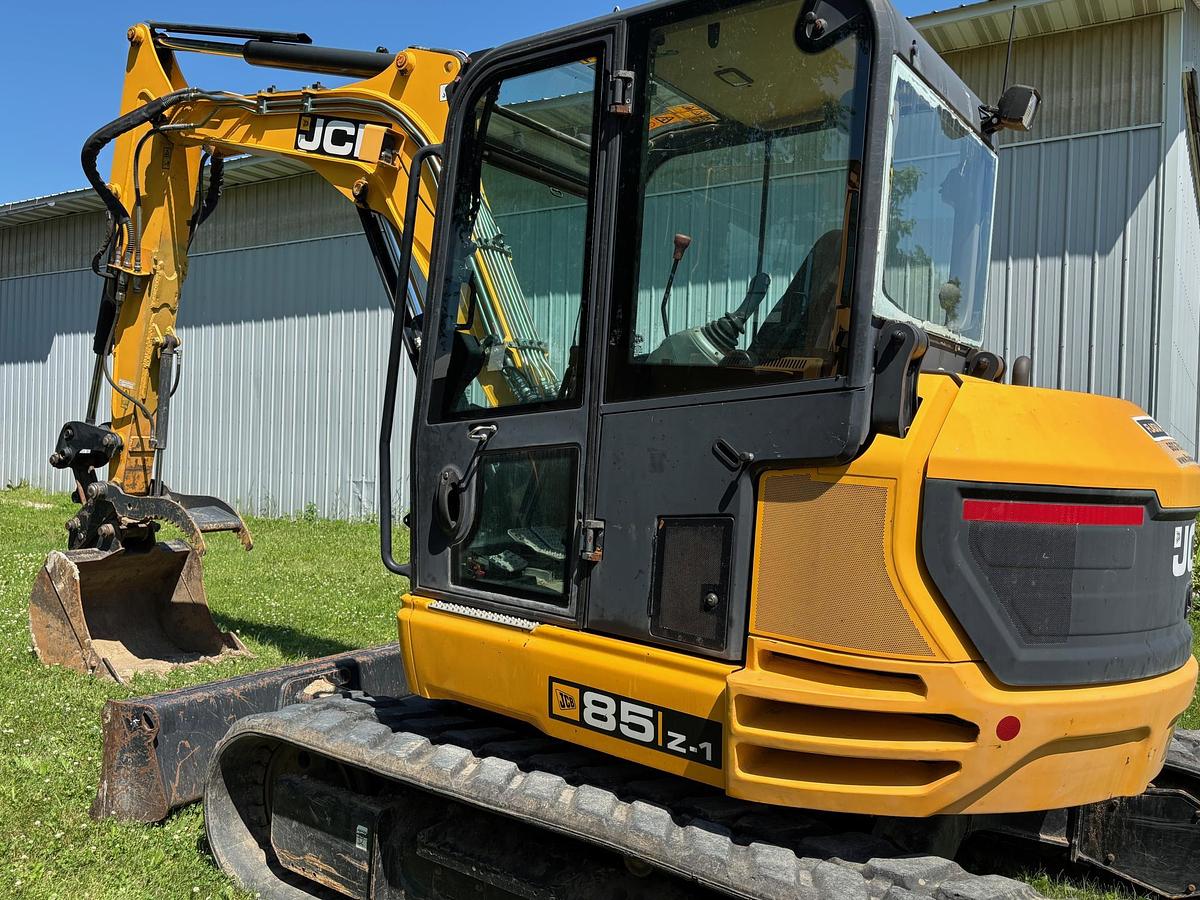 Used 2014 JCB 85Z-1