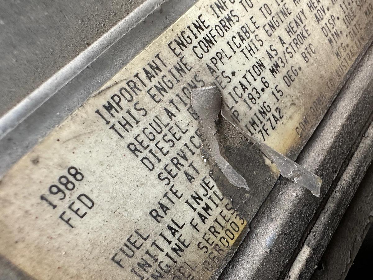 Used 1988 WHITE/GMC Brigadier Oil Distributor