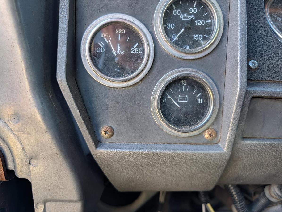 Used 2003 MACK RD688S