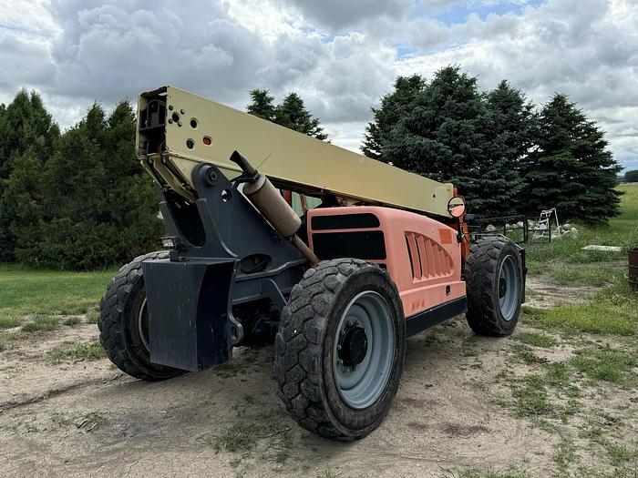 Used 2013 JLG G6-42A