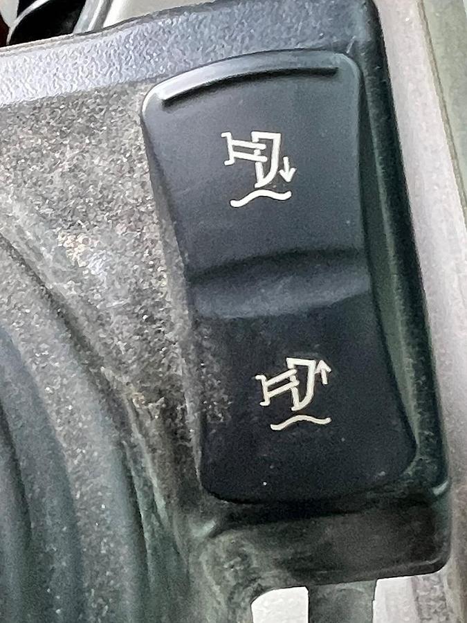 Used 2023 CASE dl550