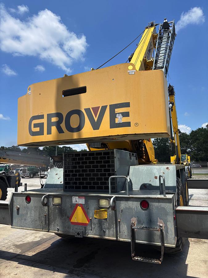 Used 2007 GROVE RT600E
