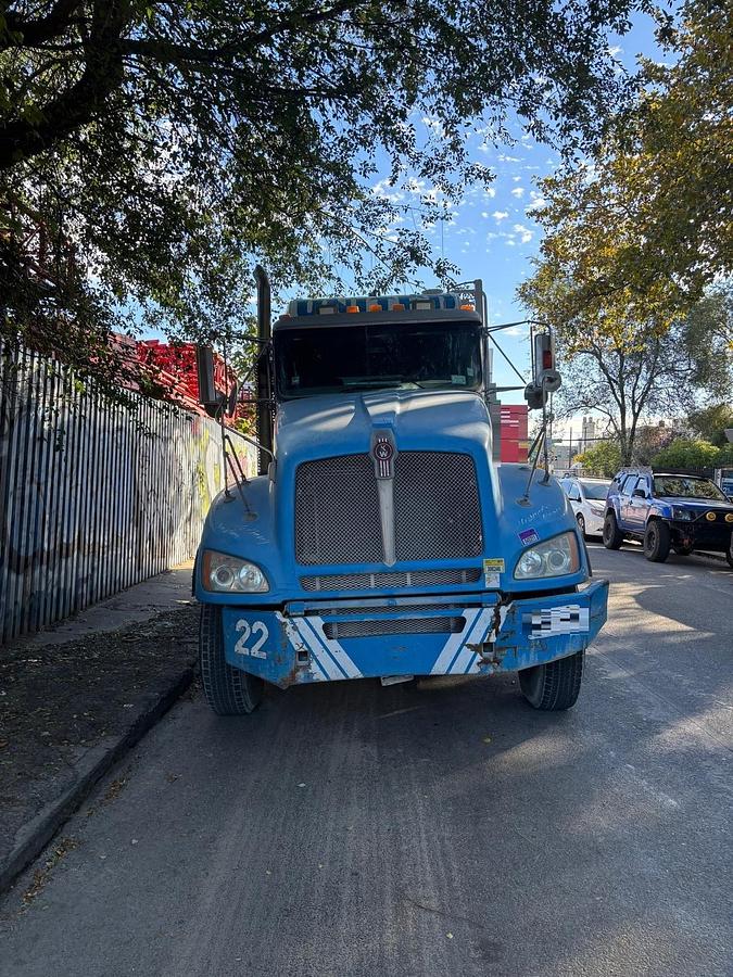 Used 2014 KENWORTH T440