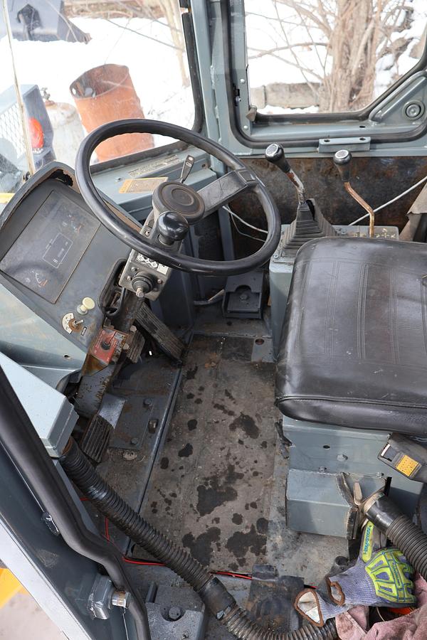 Used 2000 DEERE 244H