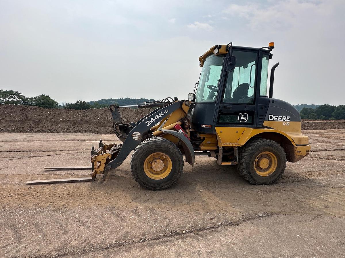 Used 2018 DEERE 244k-II