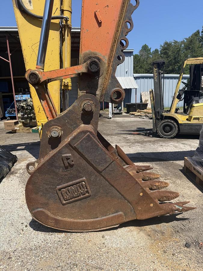 Used 2017 HITACHI ZX160LC-5N