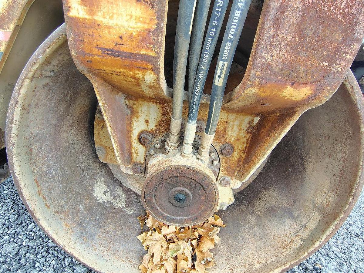 Used 1997 INGERSOLL-RAND DD-22 Vibratory Roller