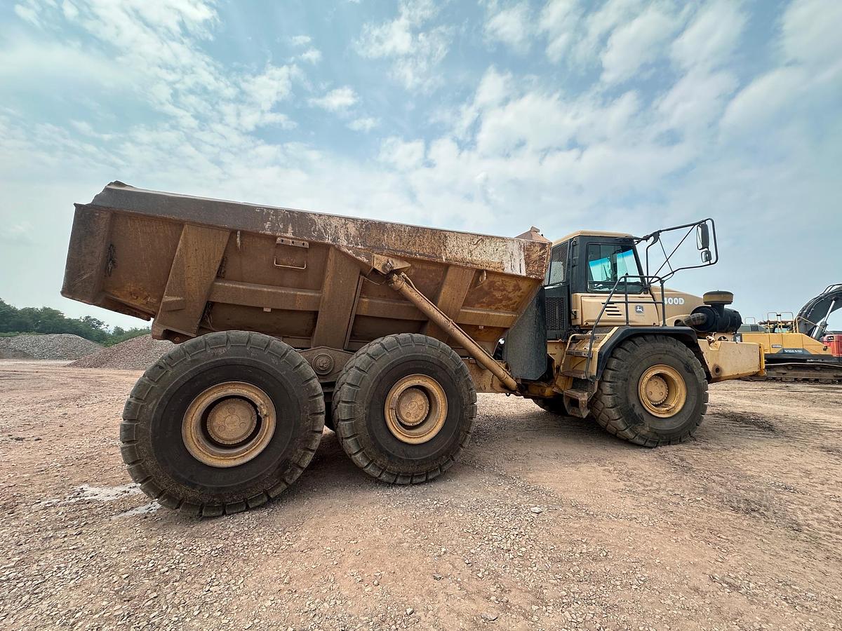 Used 2003 DEERE 400D
