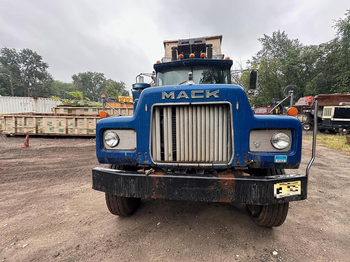 Used 1989 MACK RD600K