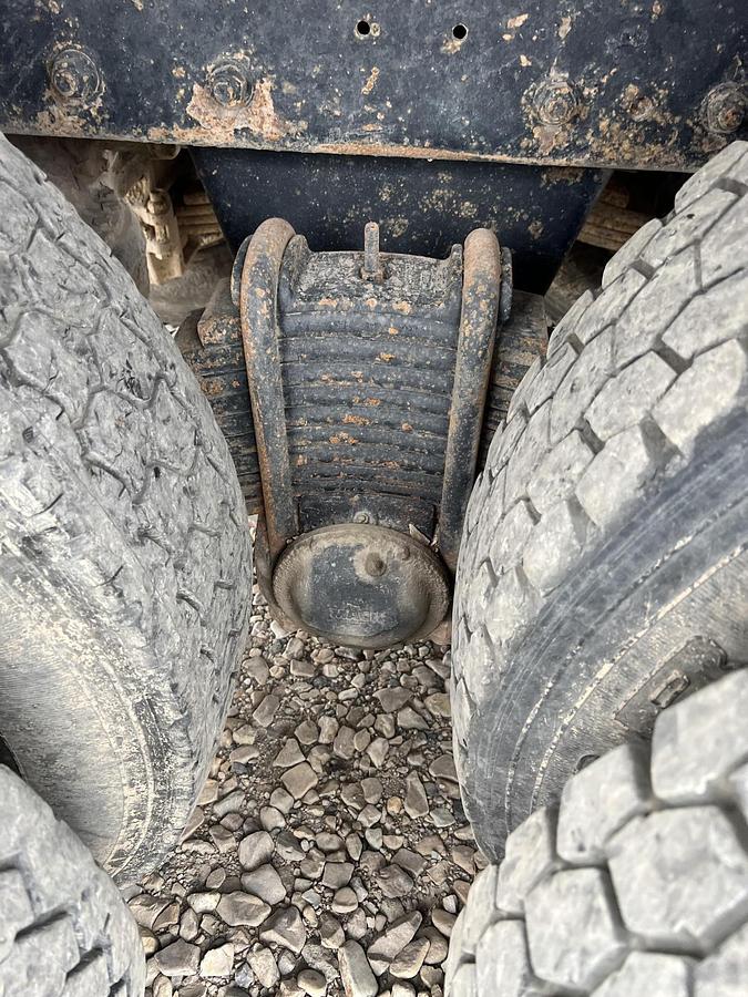 Used 2000 MACK RD688s