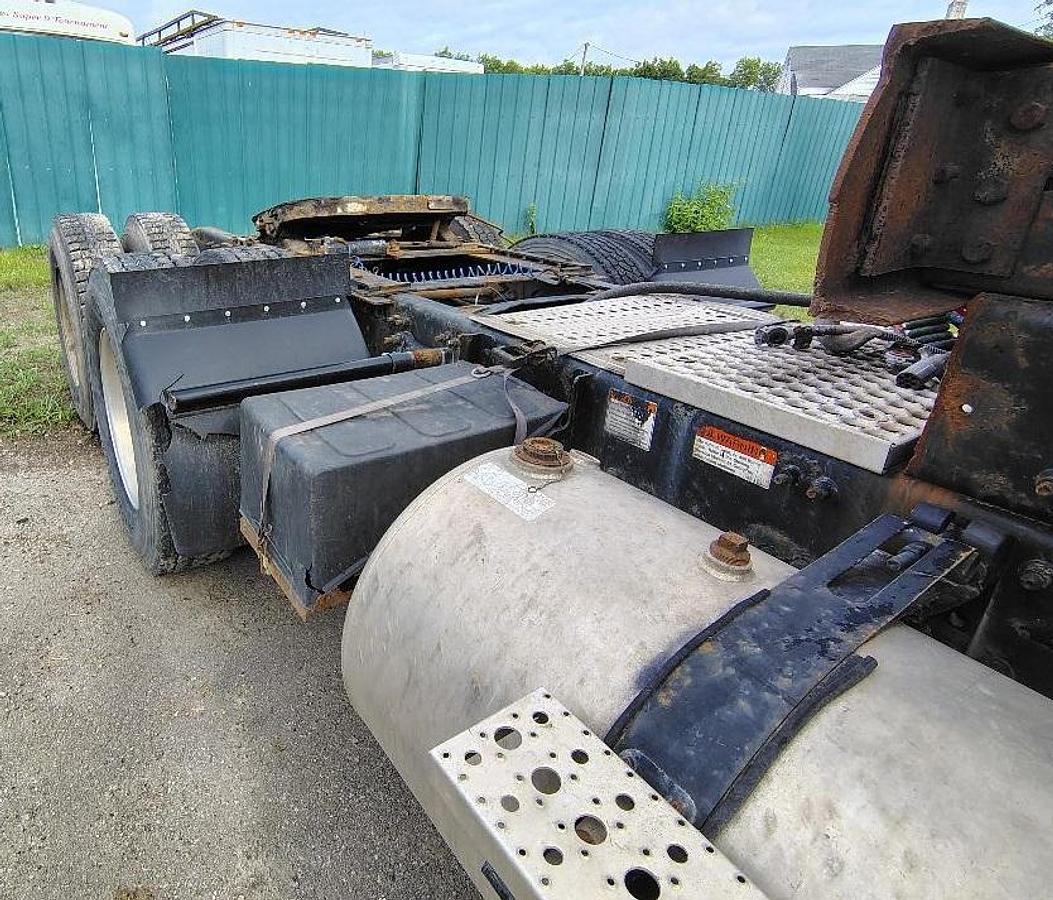 Used 2005 STERLING L9500
