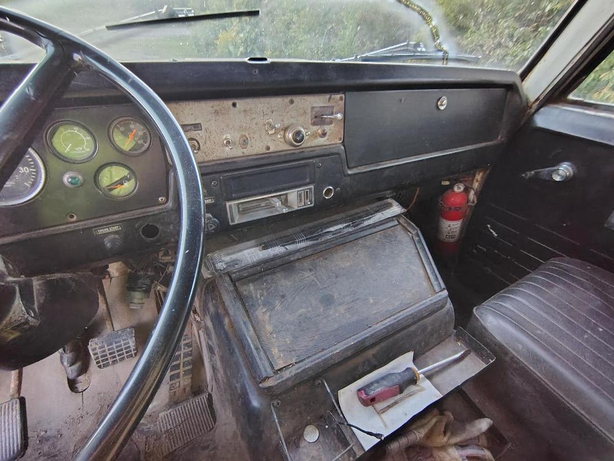 Used 1975 INTERNATIONAL 120