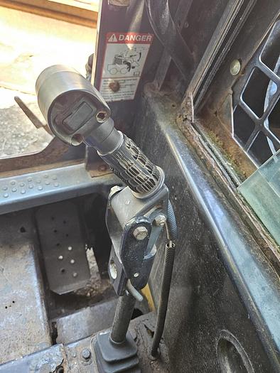 Used 1999 NEW HOLLAND LX885