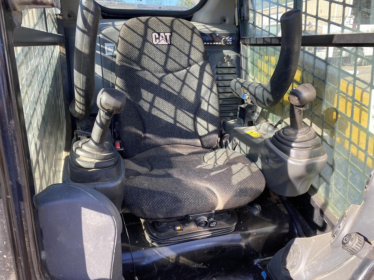 Used 2016 CATERPILLAR 259D