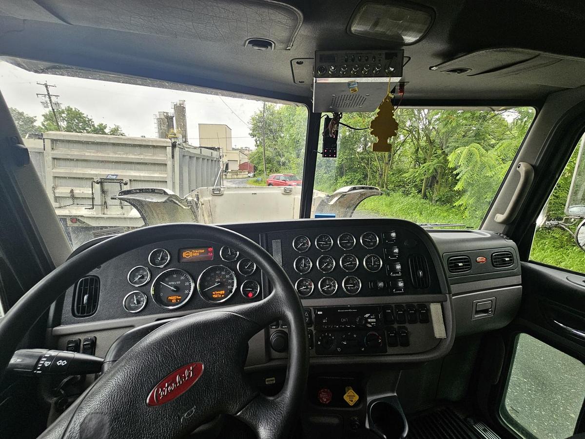 Used 2018 PETERBILT 365