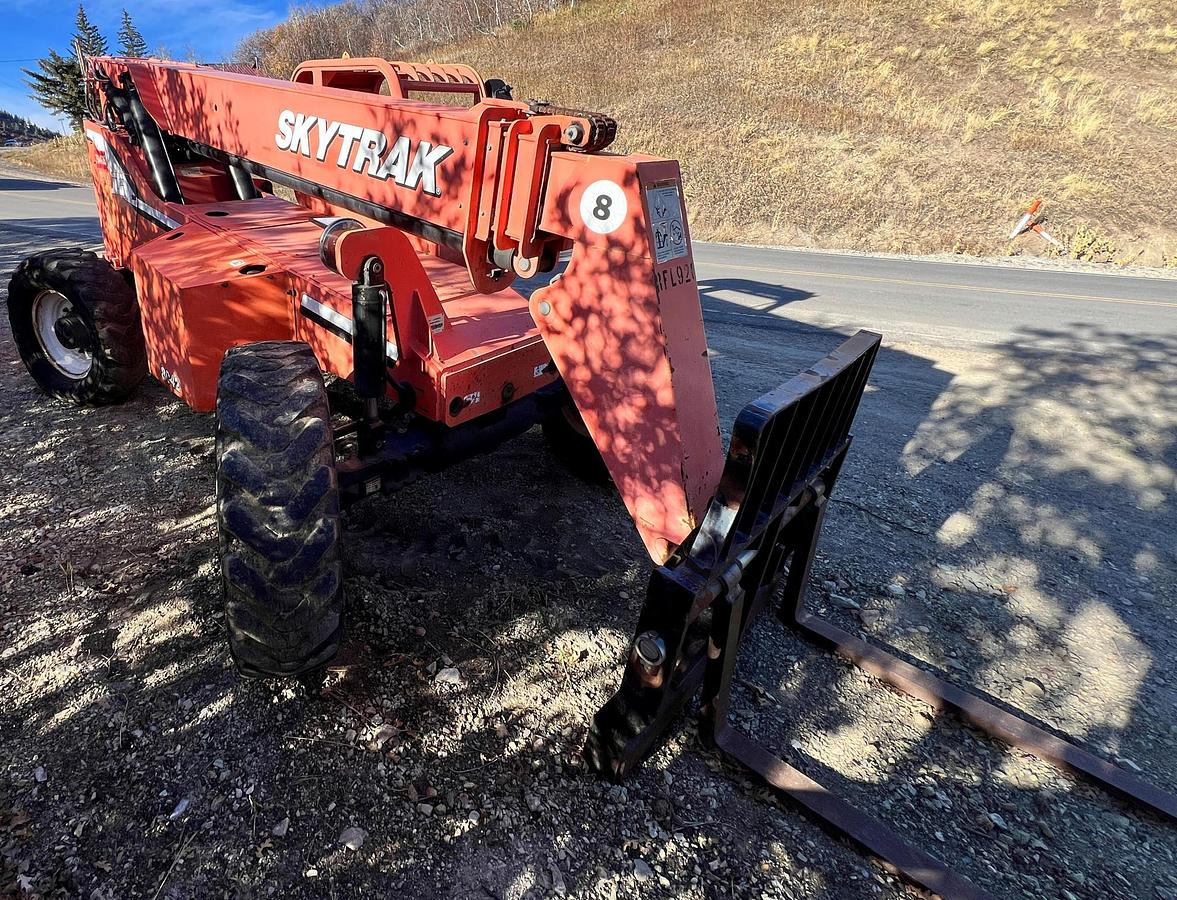 Used 2007 SKY TRAK 8042