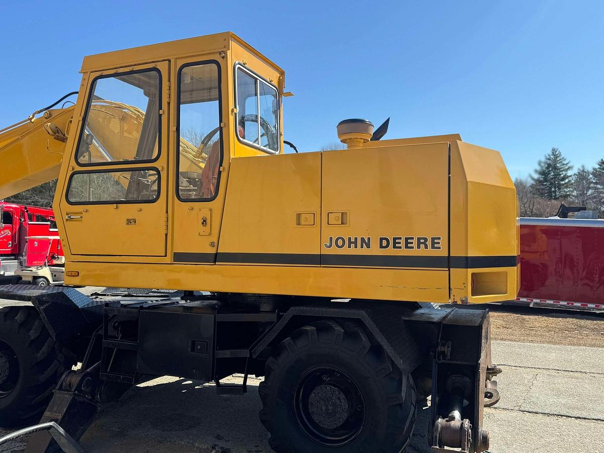 Used 1987 DEERE 595