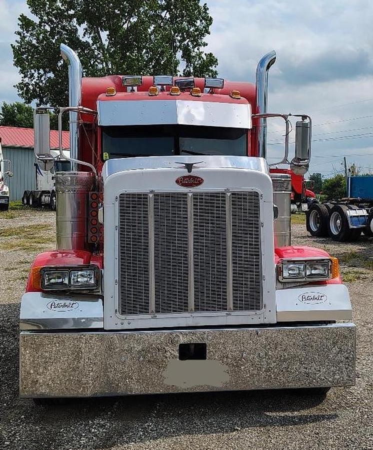 Used 2005 PETERBILT 379