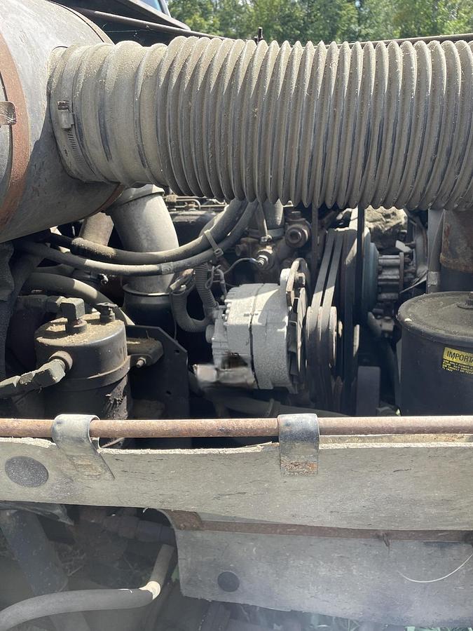 Used 1989 INTERNATIONAL S1900 Septic Pump Truck