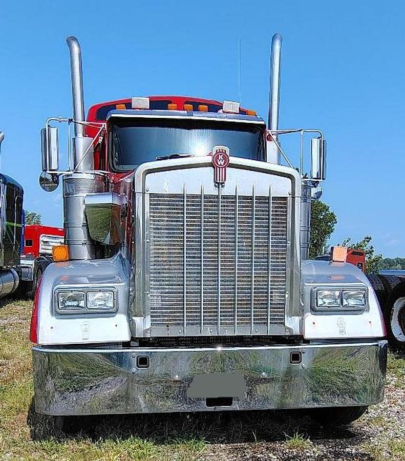 Used 2007 KENWORTH W900