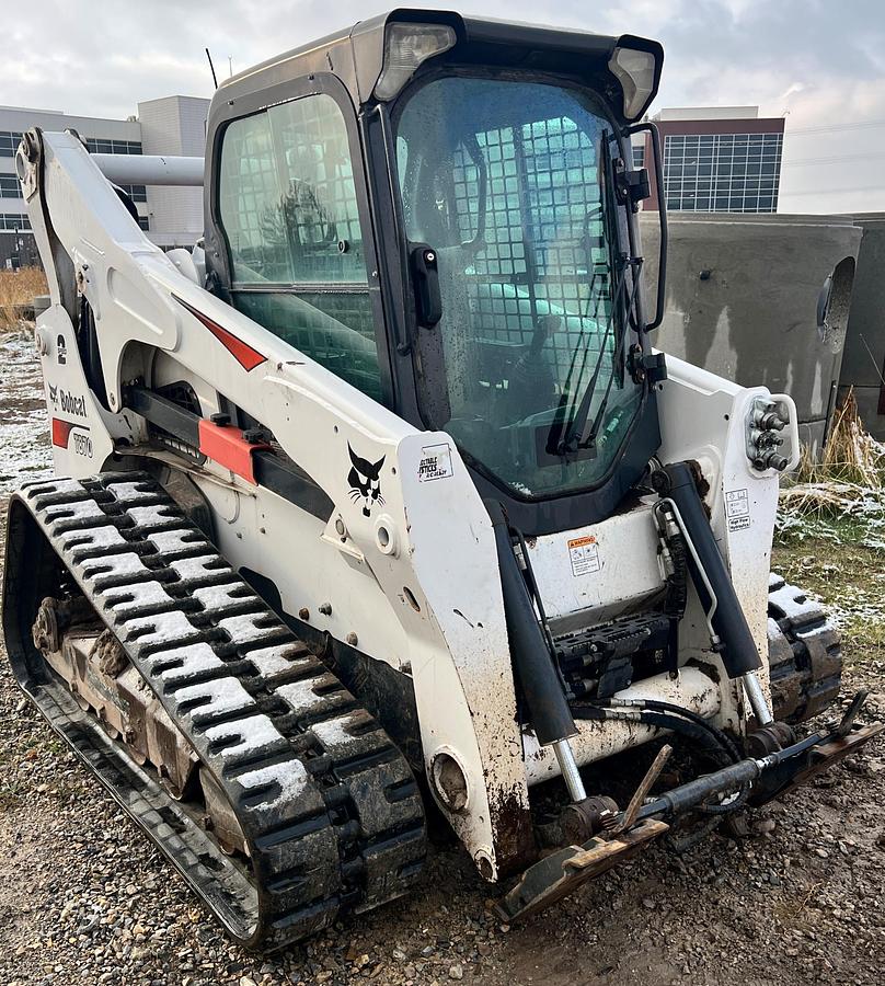 Used 2019 BOBCAT t870