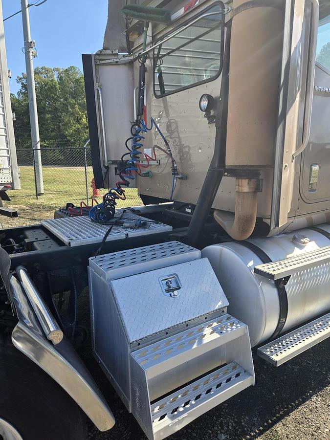 Used 2005 INTERNATIONAL 9200i