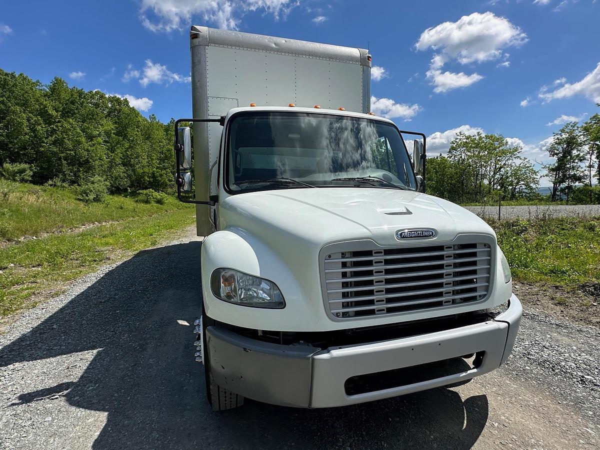 Used 2016 FREIGHTLINER Business Class M2