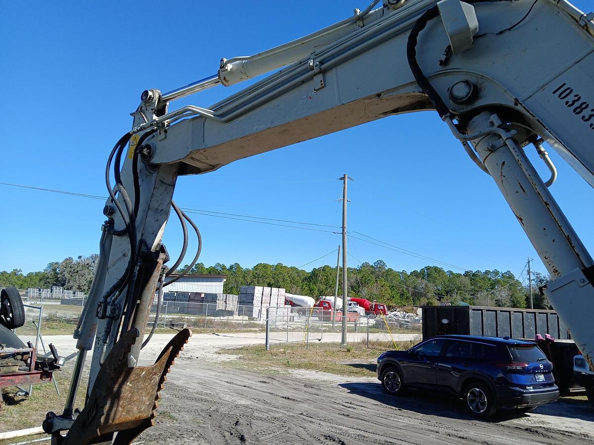 Used 2019 TAKEUCHI TB280FR