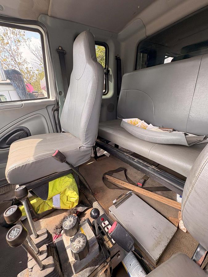 Used 2004 INTERNATIONAL WorkStar 7300