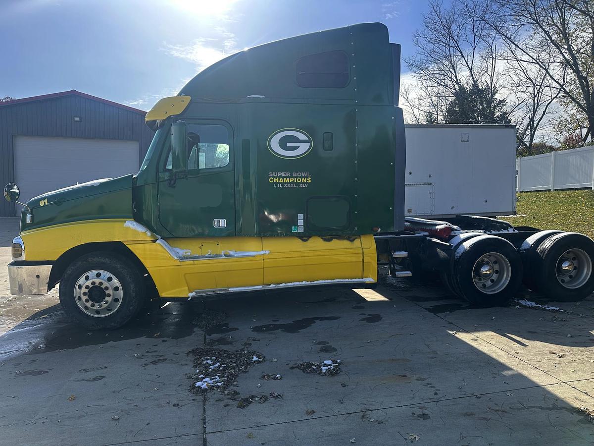Used 2006 FREIGHTLINER Cascadia