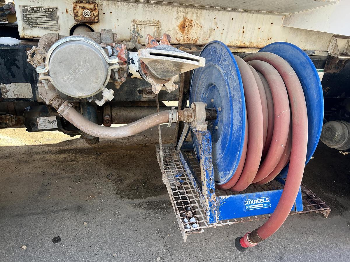 Used 2007 STERLING L7500 Water Truck