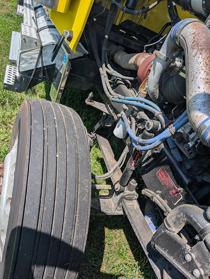 Used 2004 WESTERN STAR 4900