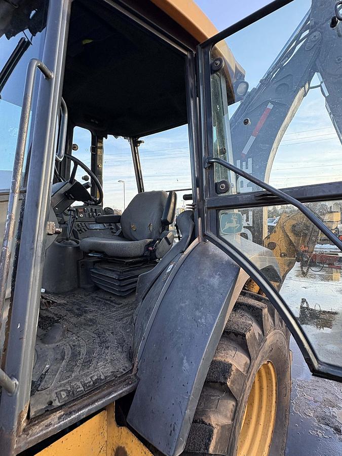 Used 2007 DEERE 410J