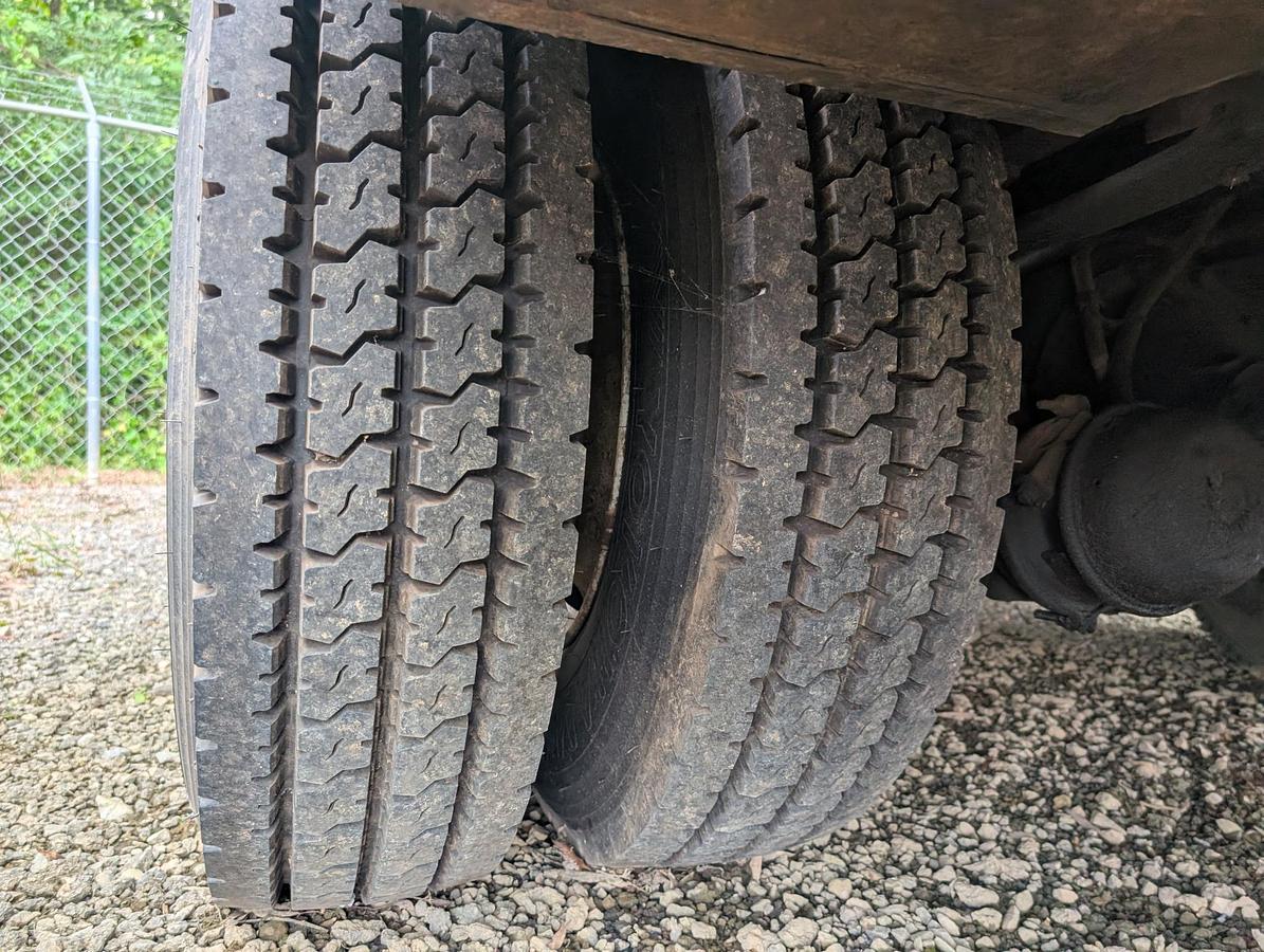 Used 1996 INTERNATIONAL 4800