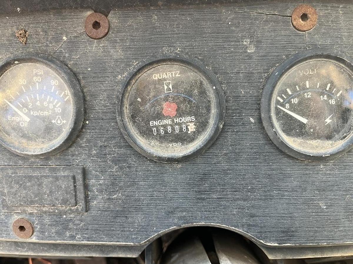 Used 1995 HYDRO-AX 611EX