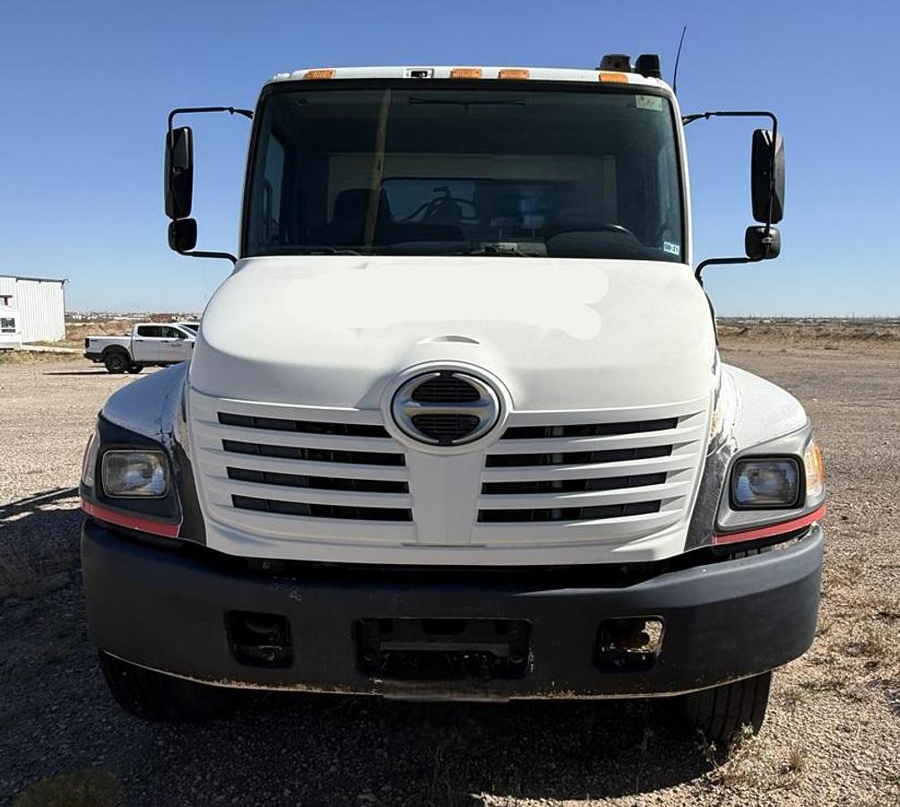 Used 2005 HINO 268