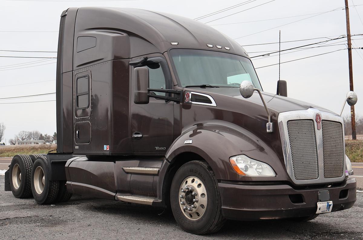 Used 2016 KENWORTH T680