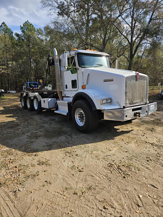 Used 2016 KENWORTH T800