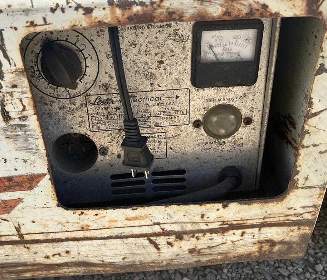 Used 1997 SIMON L2034E